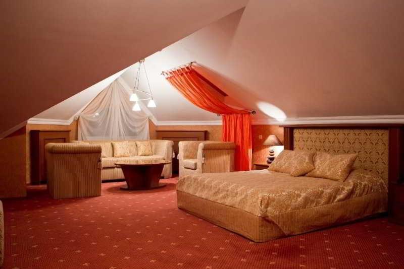 Diplomat Club Hotel Chisinau Rom bilde