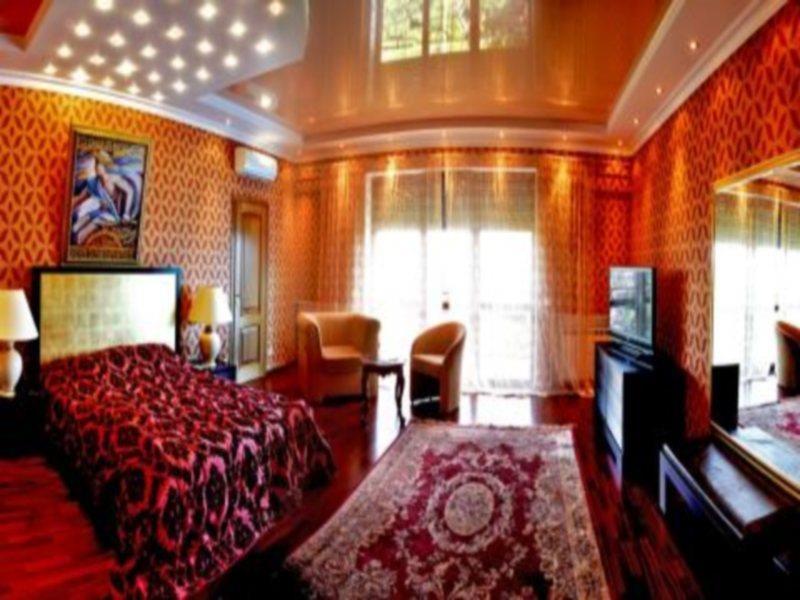 Diplomat Club Hotel Chisinau Eksteriør bilde