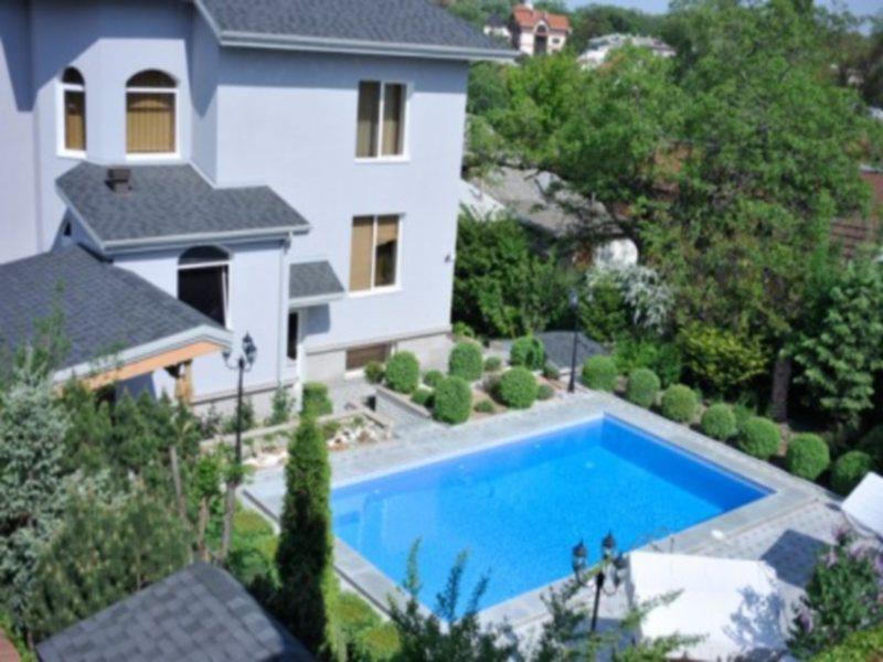 Diplomat Club Hotel Chisinau Eksteriør bilde